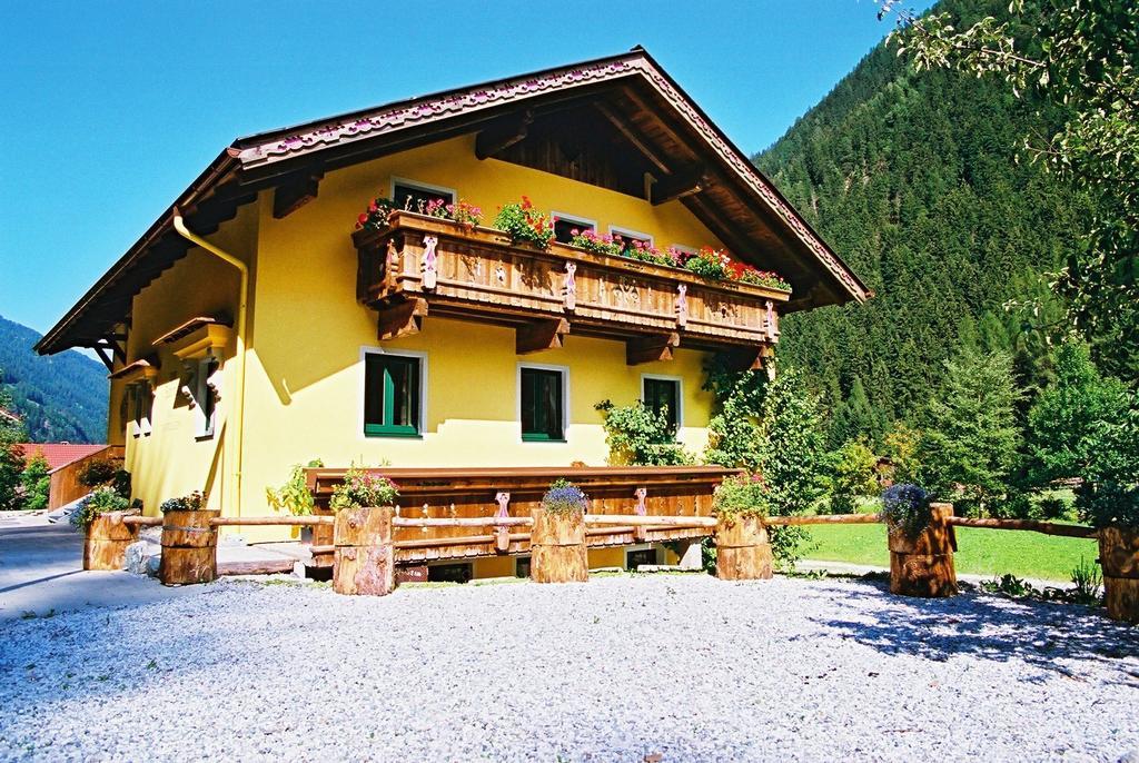 Zum Fuhrmann Apartment Neustift im Stubaital Exterior photo